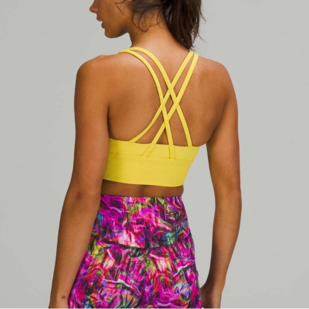 Lululemon Energy Longline Bra Ribbed Luxtreme *Medium Support, B–D Cups
Soleil